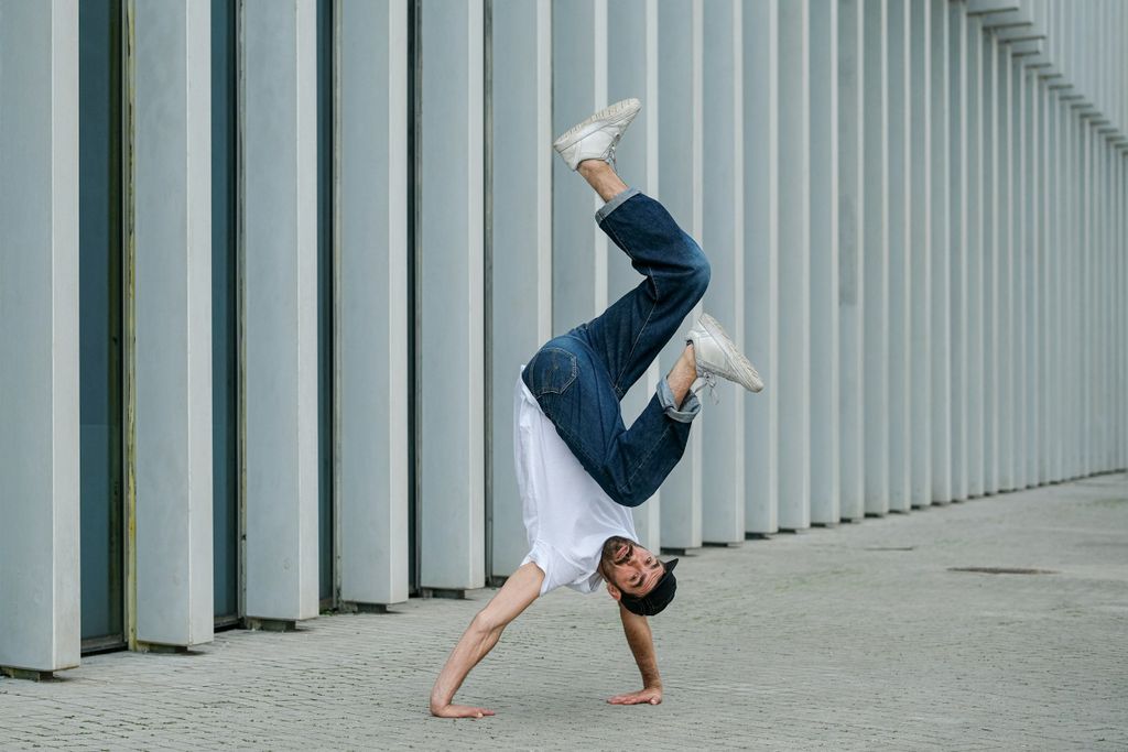 Handstand Push-Ups